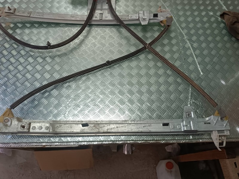 Recambio de elevalunas delantero derecho para citroen xsara picasso referencia OEM IAM 0130821762 CONECTOR 2 PINES ELECTRICO