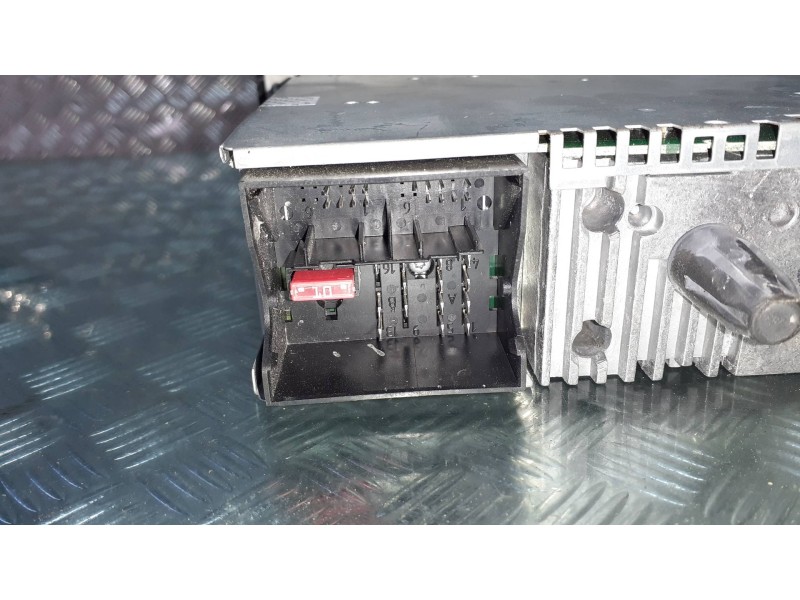 Recambio de sistema audio / radio cd para citroen c5 berlina lx (e) referencia OEM IAM 9659143077 765124392 BLAUPUNK