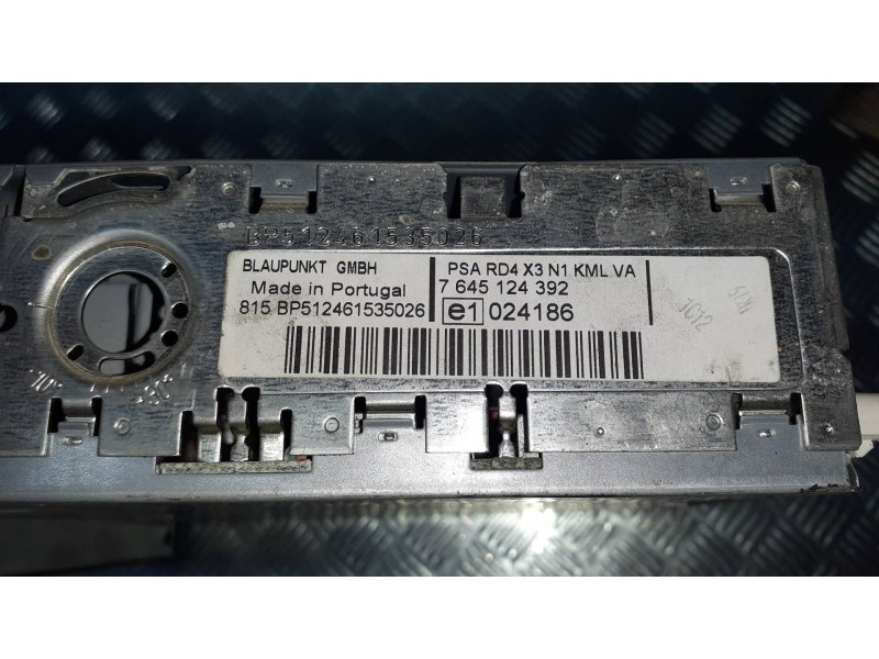 Recambio de sistema audio / radio cd para citroen c5 berlina lx (e) referencia OEM IAM 9659143077 765124392 BLAUPUNK
