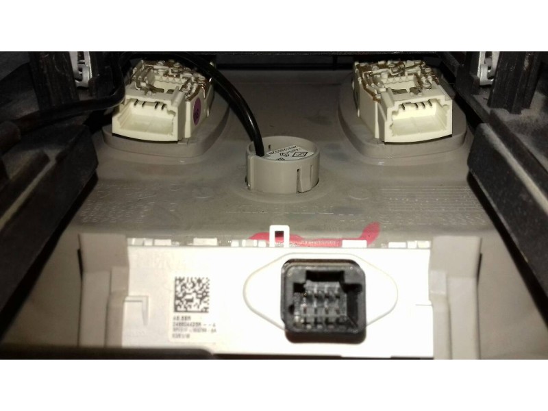 Recambio de luz interior para renault captur xmod referencia OEM IAM 969801754R 969800515R 