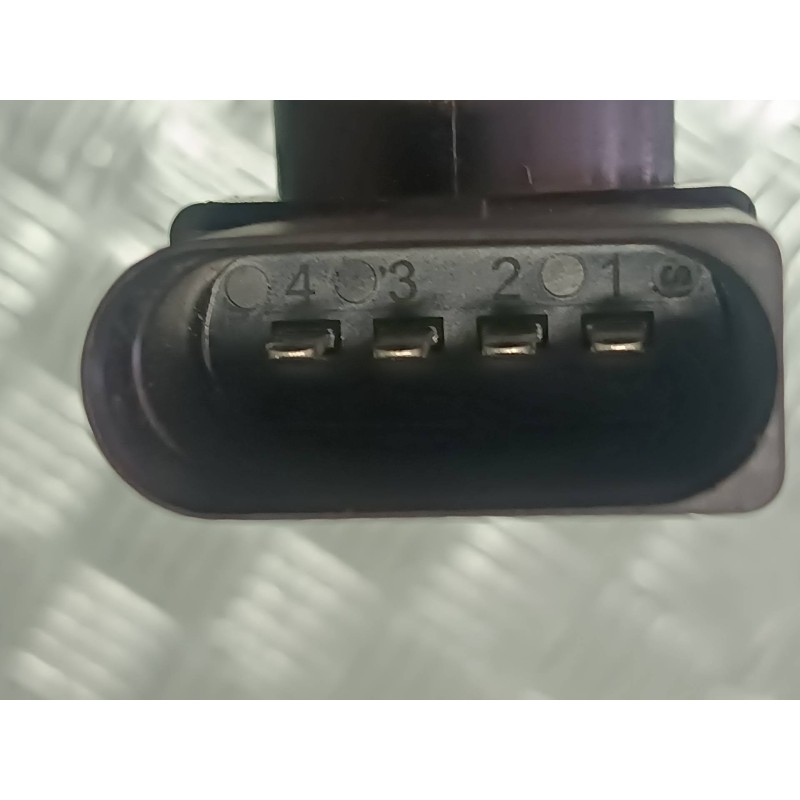 Recambio de bobina encendido para volkswagen bora berlina (1j2) referencia OEM IAM 0986221023 BOSCH CONECTOR 4 PINES
