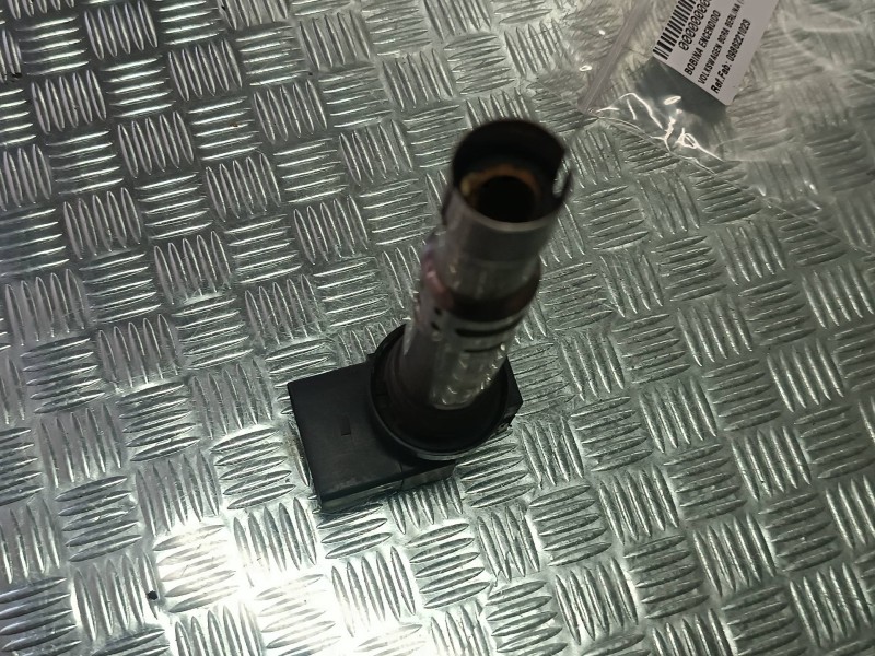 Recambio de bobina encendido para volkswagen bora berlina (1j2) referencia OEM IAM 0986221023 BOSCH CONECTOR 4 PINES