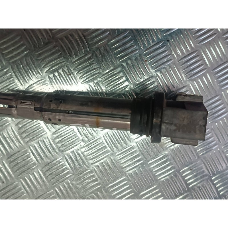 Recambio de bobina encendido para volkswagen bora berlina (1j2) referencia OEM IAM 0986221023 BOSCH CONECTOR 4 PINES