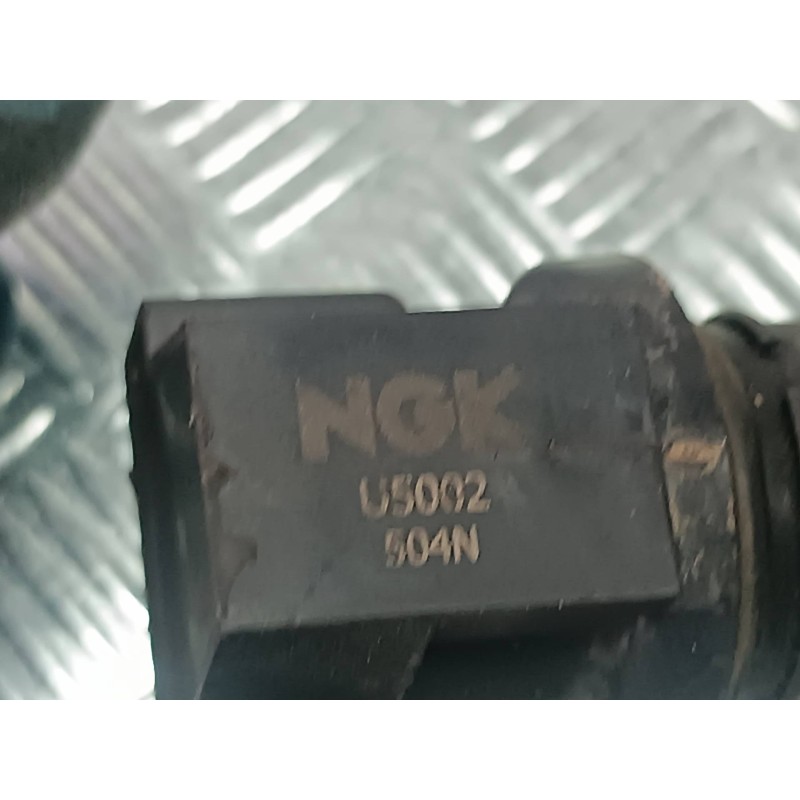 Recambio de bobina encendido para volkswagen bora berlina (1j2) referencia OEM IAM 0986221023 BOSCH CONECTOR 4 PINES