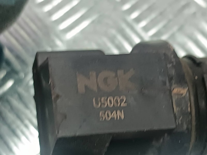 Recambio de bobina encendido para volkswagen bora berlina (1j2) referencia OEM IAM 0986221023 BOSCH CONECTOR 4 PINES
