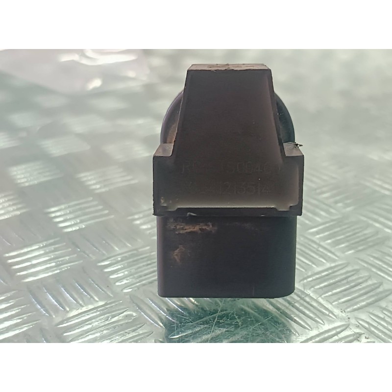 Recambio de bobina encendido para volkswagen bora berlina (1j2) referencia OEM IAM 0986221023 BOSCH CONECTOR 4 PINES