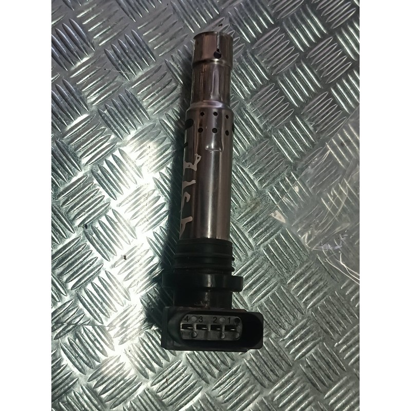Recambio de bobina encendido para volkswagen bora berlina (1j2) referencia OEM IAM 0986221023 BOSCH CONECTOR 4 PINES