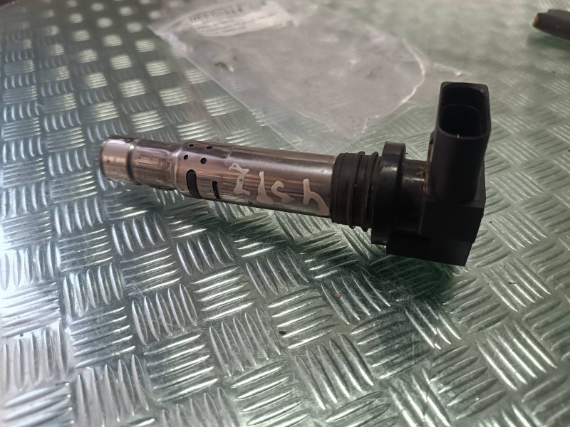 Recambio de bobina encendido para volkswagen bora berlina (1j2) referencia OEM IAM 0986221023 BOSCH CONECTOR 4 PINES