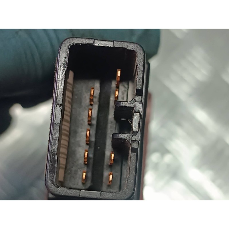 Recambio de warning para hyundai elantra (xd) 2.0 gls (5-tas.) referencia OEM IAM   CONECTOR 9 PINES