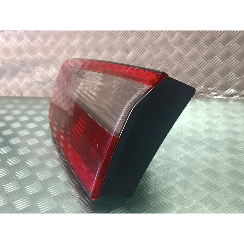 Recambio de piloto trasero derecho interior para renault laguna ii (bg0) referencia OEM IAM 8200002476  INT-PORTON