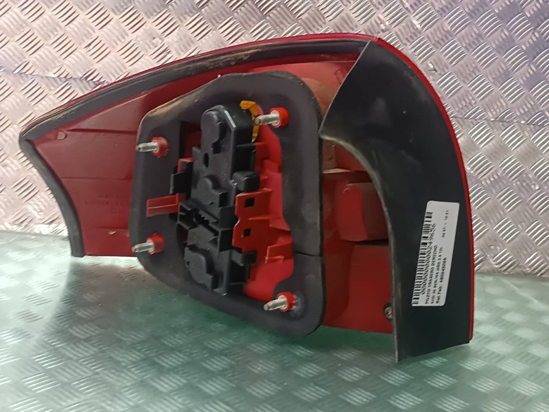 Recambio de piloto trasero derecho para audi a6 berlina (4b2) 2.5 tdi referencia OEM IAM 4B5945096 148152 