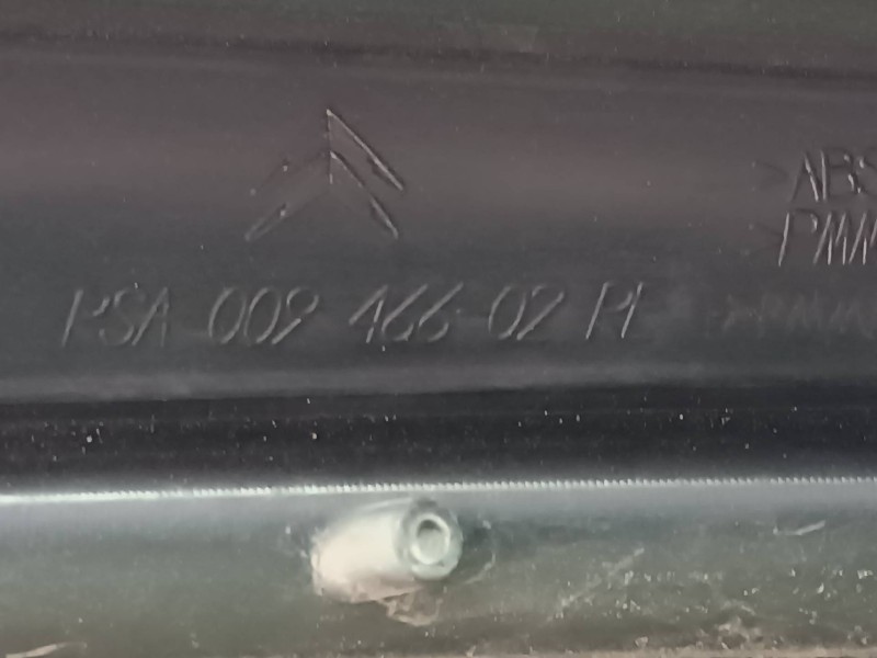 Recambio de piloto trasero derecho para citroen c4 picasso sx referencia OEM IAM 00946602RE  