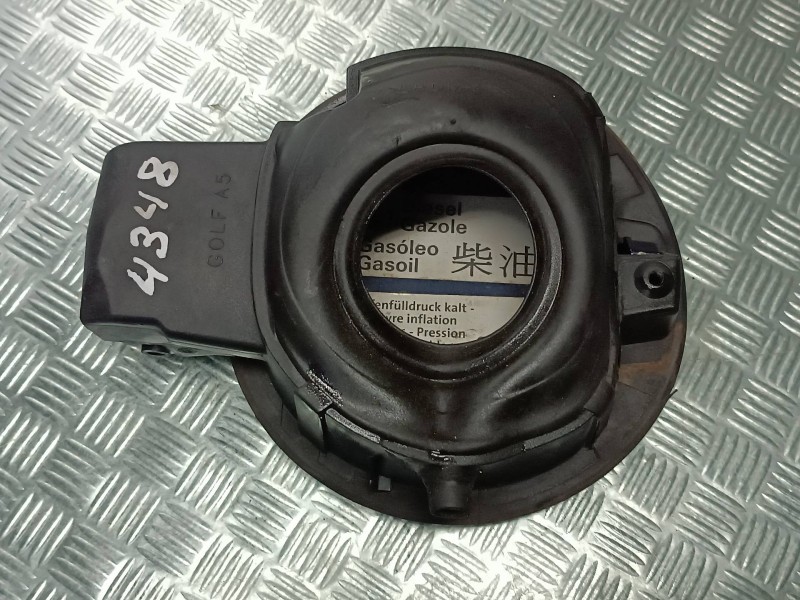 Recambio de tapa exterior combustible para volkswagen golf v berlina (1k1) highline referencia OEM IAM 1K6809857A  