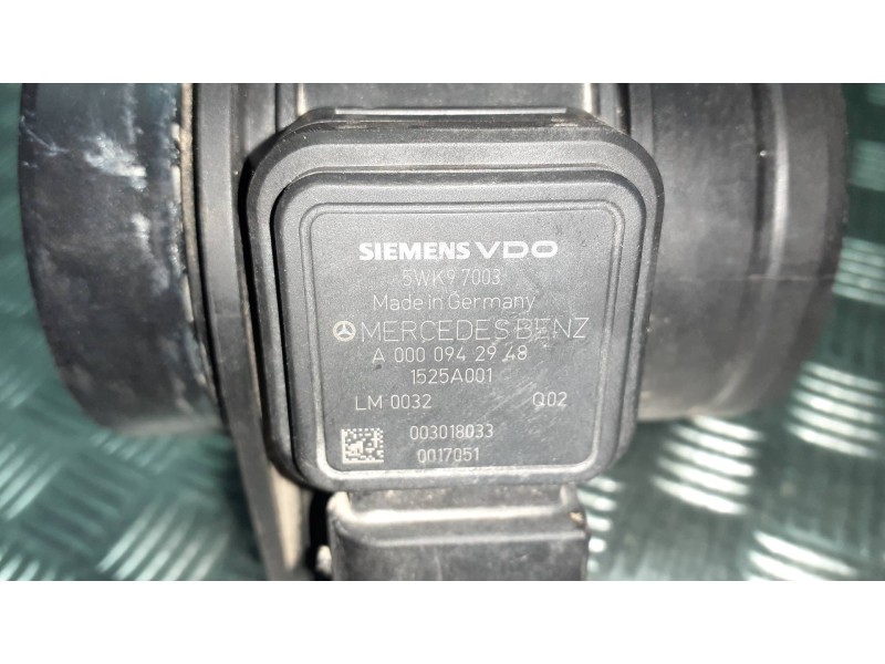 Recambio de caudalimetro para mercedes-benz clase b (w245) 180 cdi (245.207) referencia OEM IAM A0000942948 1525A001 5WK97003