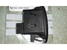Recambio de mando elevalunas delantero derecho para peugeot 1007 sport referencia OEM IAM 96401469XT  A 2