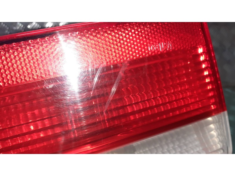 Recambio de piloto trasero izquierdo interior para renault laguna ii (bg0) referencia OEM IAM 8200002475  