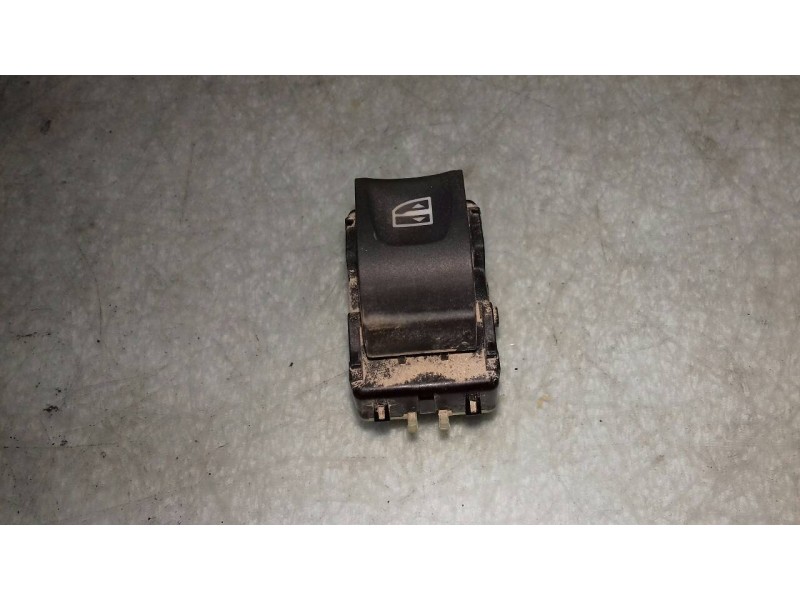 Recambio de mando elevalunas delantero derecho para renault captur xmod referencia OEM IAM 809603269R  