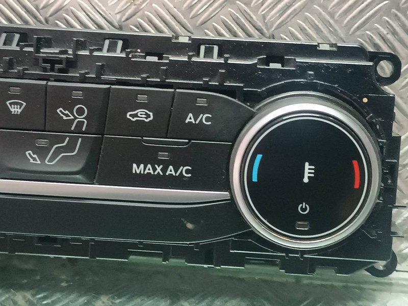 Recambio de mando climatizador para ford ecosport (cr6) referencia OEM IAM MN1T18C612AB 900268705004 18C612