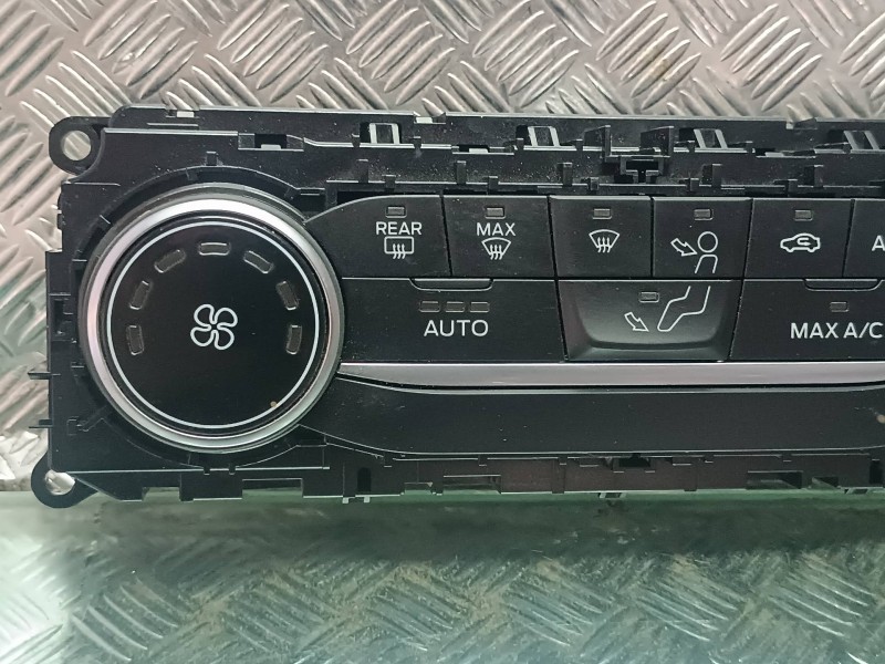 Recambio de mando climatizador para ford ecosport (cr6) referencia OEM IAM MN1T18C612AB 900268705004 18C612