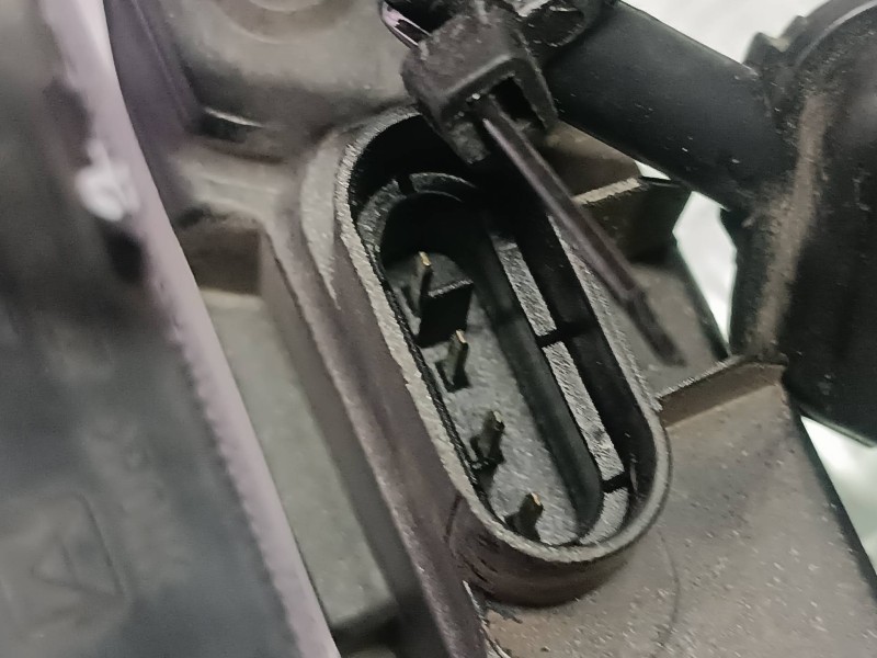 Recambio de cerradura puerta trasera izquierda para renault laguna ii (bg0) referencia OEM IAM  CONECTOR 4 PINES ELECTRICA