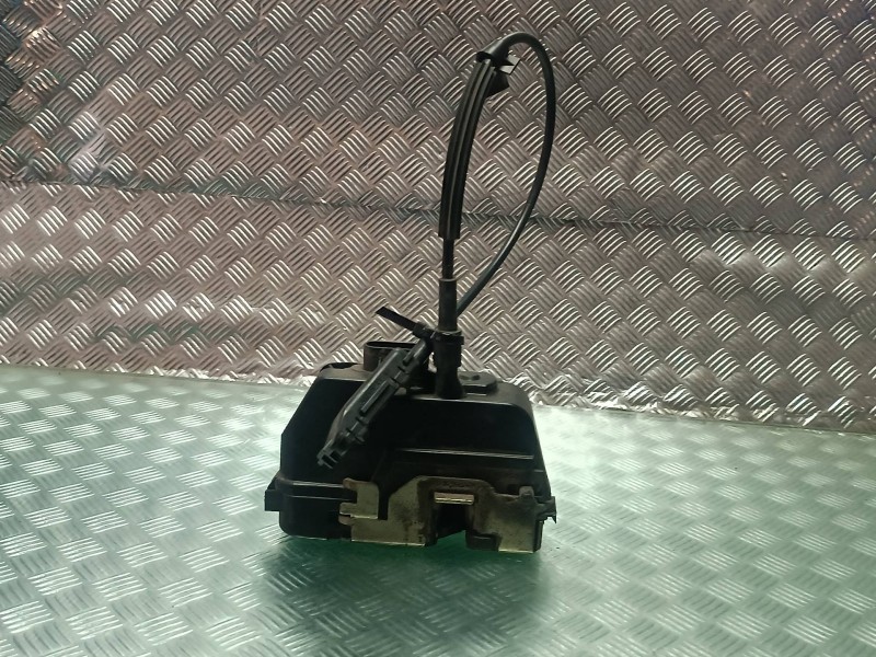 Recambio de cerradura puerta trasera izquierda para renault laguna ii (bg0) referencia OEM IAM  CONECTOR 4 PINES ELECTRICA