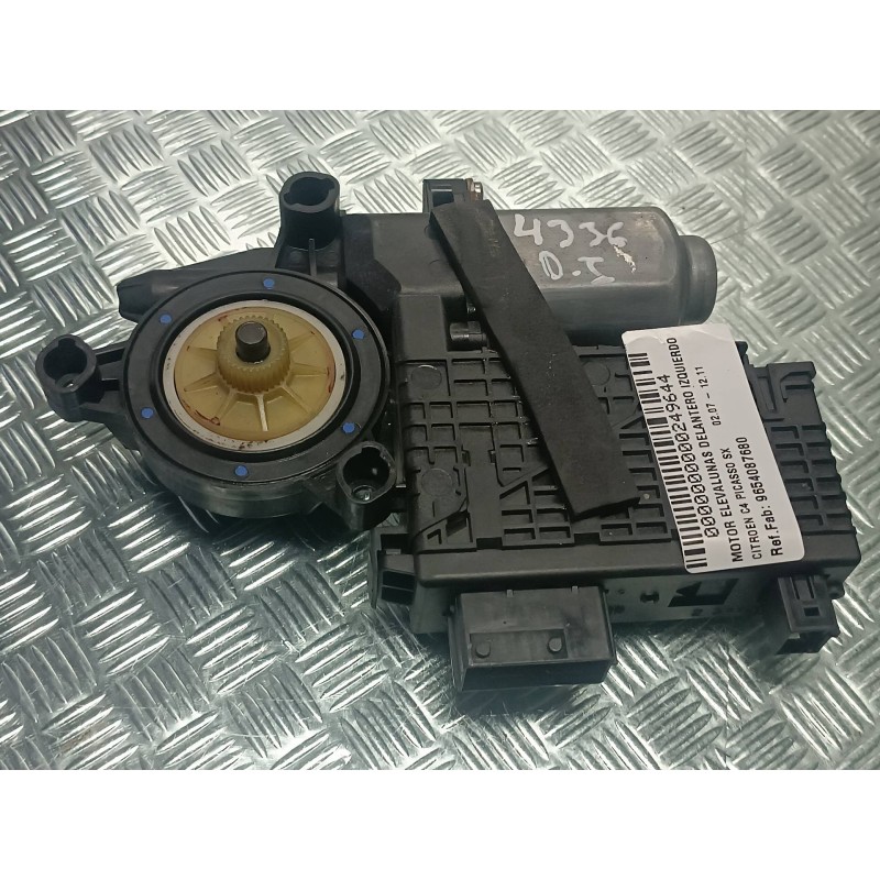 Recambio de motor elevalunas delantero izquierdo para citroen c4 picasso sx referencia OEM IAM 9654087680 400963C 