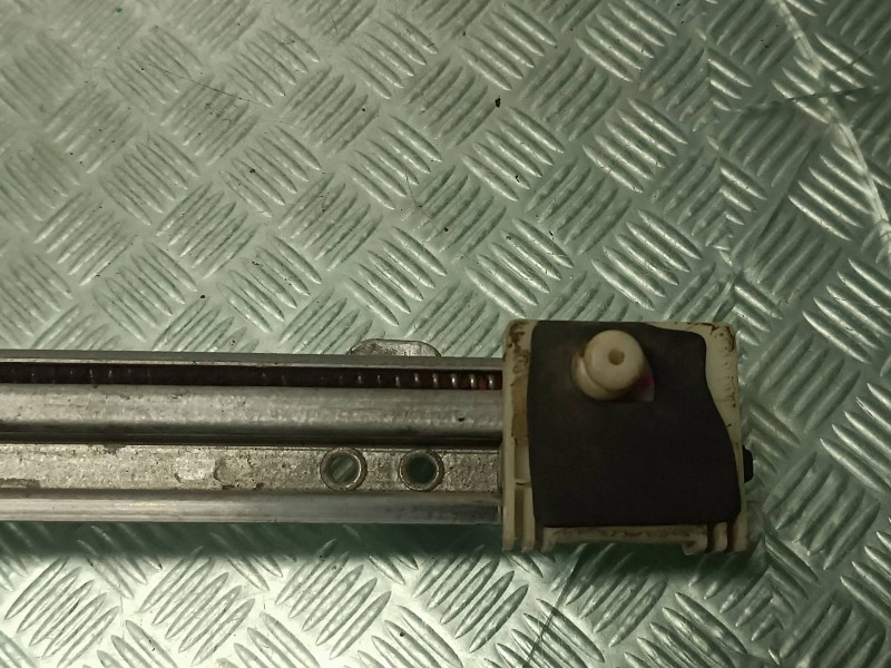 Recambio de elevalunas trasero izquierdo para renault laguna ii (bg0) referencia OEM IAM 462669 CONECTOR 2 PINES ELECTRICO