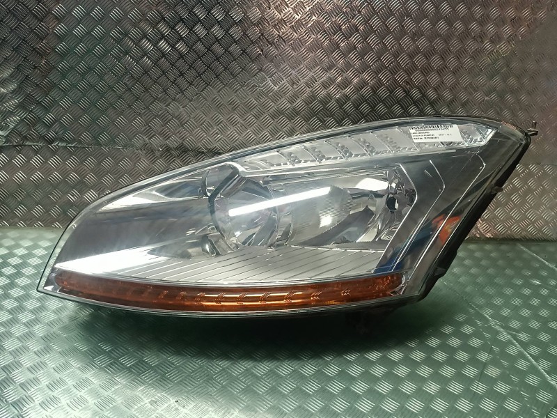 Recambio de faro izquierdo para citroen c4 picasso sx referencia OEM IAM 1EF00923701  HELLA