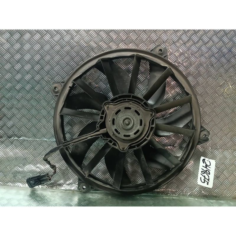 Recambio de electroventilador para citroen c4 berlina collection referencia OEM IAM 1049874716T VALEO CONECTOR 2 PINES