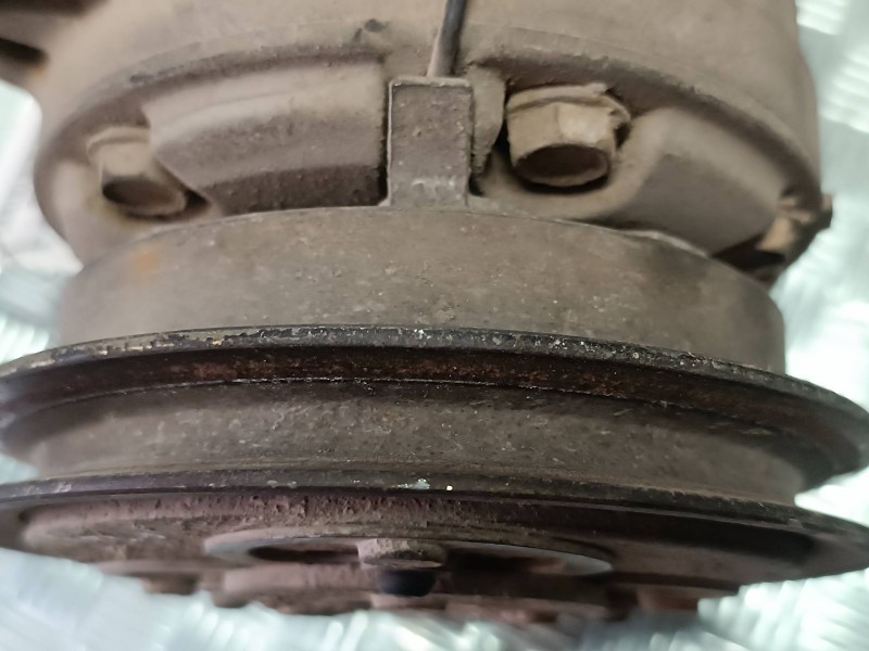 Recambio de compresor aire acondicionado para nissan vanette cargo (hc23) furg. referencia OEM IAM 926008C820 0A74045010 CALSONI