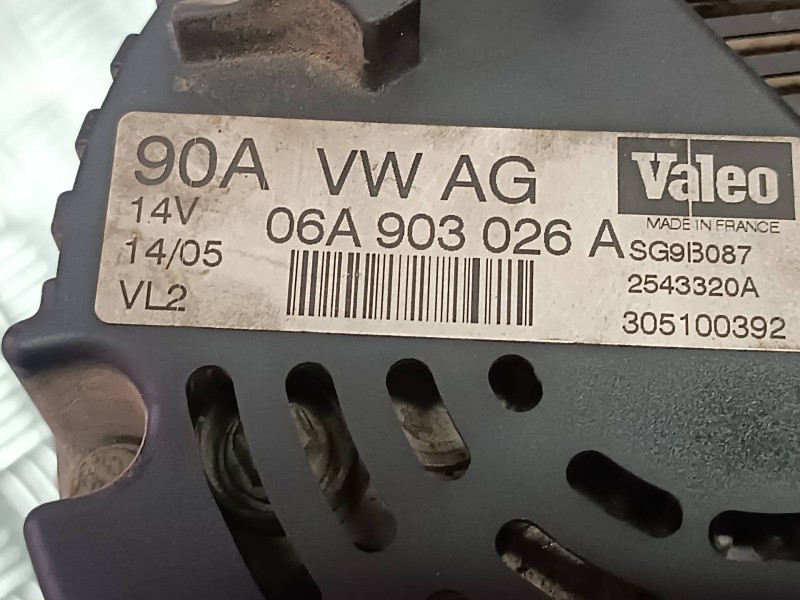 Recambio de alternador para volkswagen bora berlina (1j2) referencia OEM IAM 06A903026A 305100392 90A