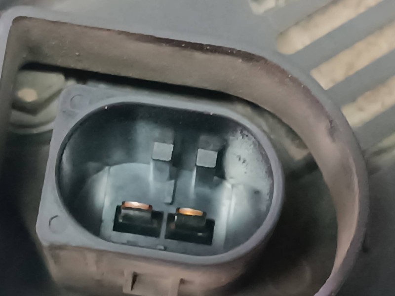 Recambio de alternador para volkswagen bora berlina (1j2) referencia OEM IAM 06A903026A 305100392 90A