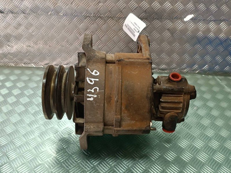 Recambio de alternador para nissan vanette cargo referencia OEM IAM 9120335C01 BOSCH 90A