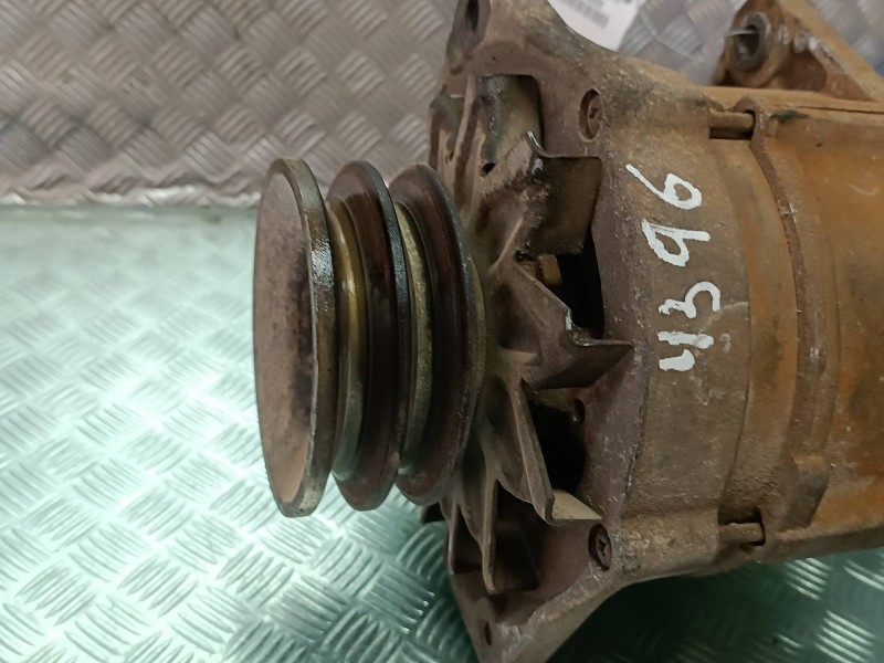 Recambio de alternador para nissan vanette cargo referencia OEM IAM 9120335C01 BOSCH 90A