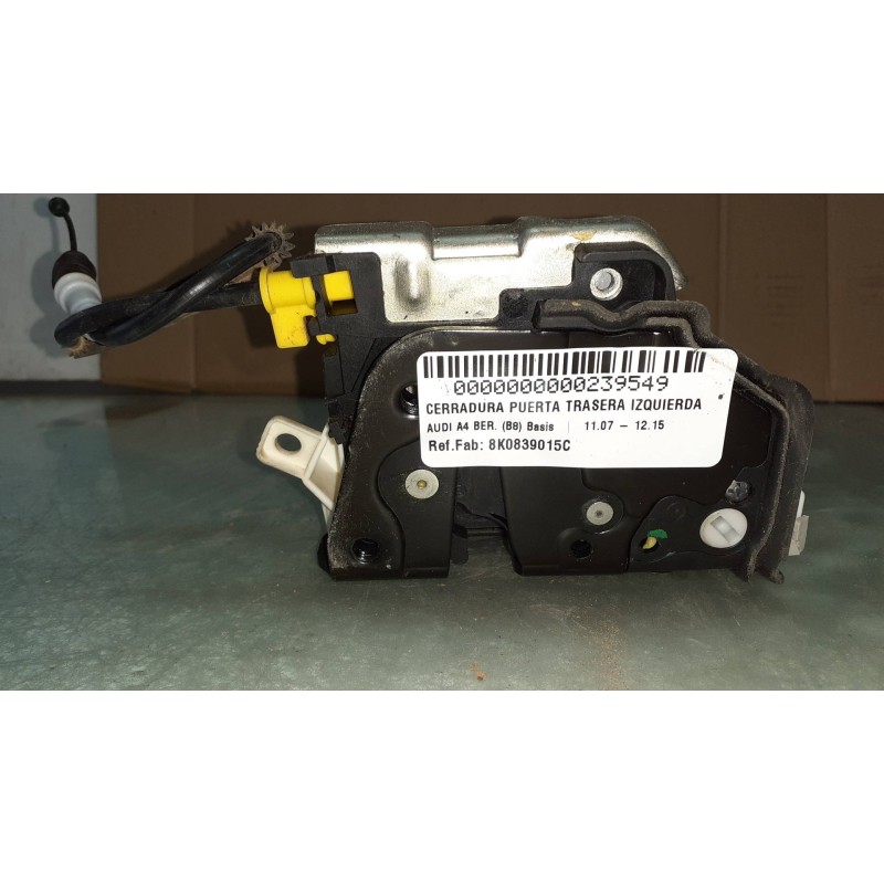 Recambio de cerradura puerta trasera izquierda para audi a4 ber. (b8) basis referencia OEM IAM 8K0839015C BLANCO 6 PINES