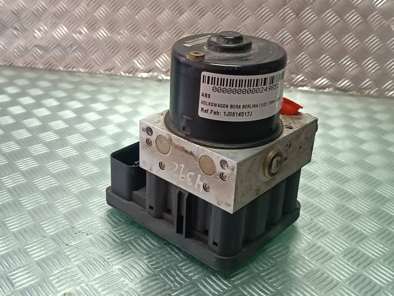 Recambio de abs para volkswagen bora berlina (1j2) referencia OEM IAM 1J0614517J 1CC0907379M ATE