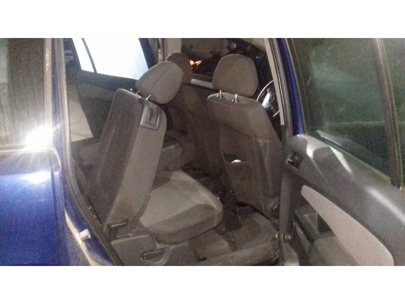 opel zafira a del año 2005