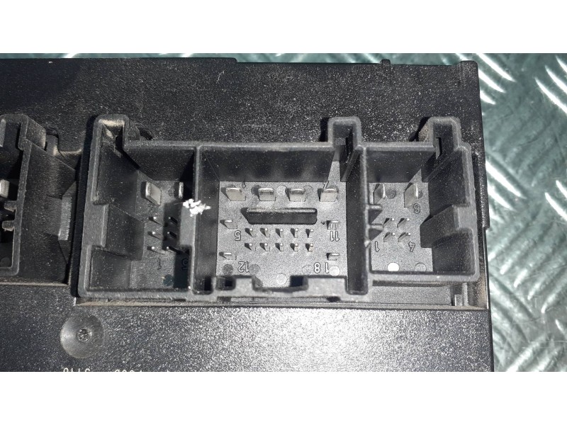 Recambio de modulo confort para volkswagen golf v berlina (1k1) highline referencia OEM IAM 1K0959433BL 5DK00858317 HELLA