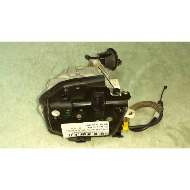 Recambio de cerradura puerta trasera izquierda para audi a4 ber. (b8) basis referencia OEM IAM 8K0839015C BLANCO 6 PINES