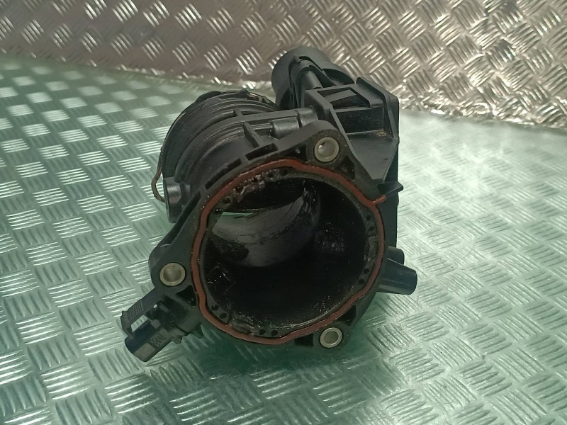 Recambio de caja mariposa para mercedes-benz clase b (w245) 180 cdi (245.207) referencia OEM IAM A6400901670  