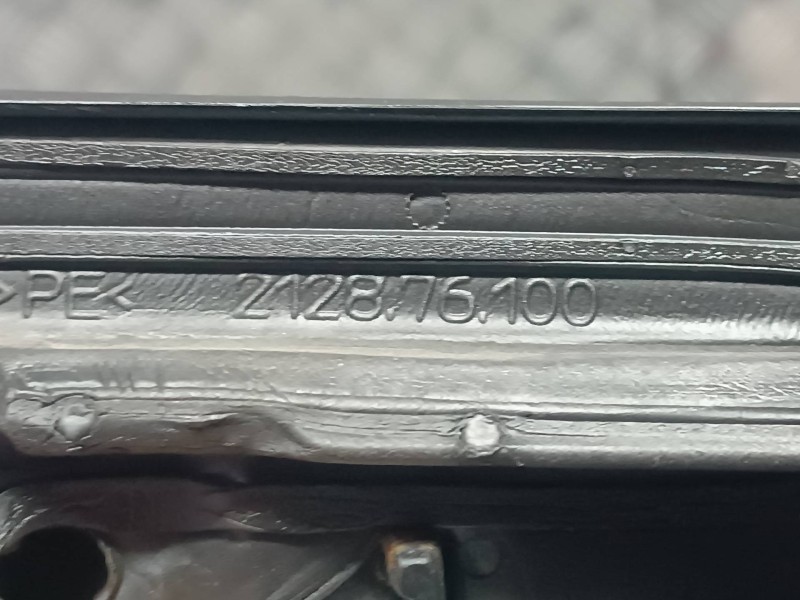 Recambio de retrovisor derecho para ford focus berlina (cap) referencia OEM IAM 212876100 014292 ELECTRICO