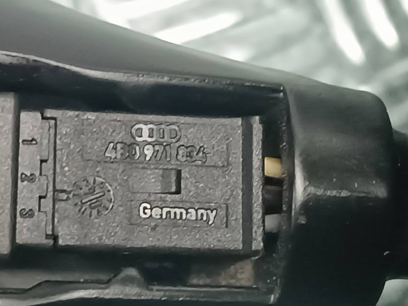 Recambio de espejo para volkswagen golf v berlina (1k1) highline referencia OEM IAM 1K0857511  CONECTOR 6 PINES