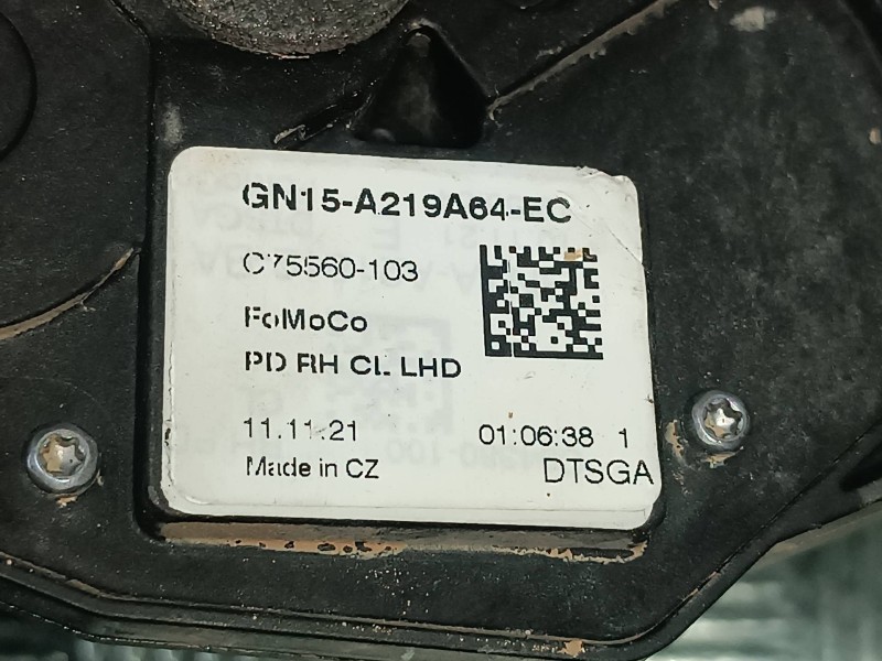 Recambio de cerradura puerta delantera derecha para ford ecosport (cr6) referencia OEM IAM GN15A219A64EC FOMOCO ELECTRICA