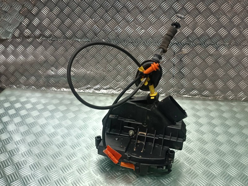 Recambio de cerradura puerta trasera derecha para ford ecosport (cr6) referencia OEM IAM GN15A264A26ED  ELECTRICA