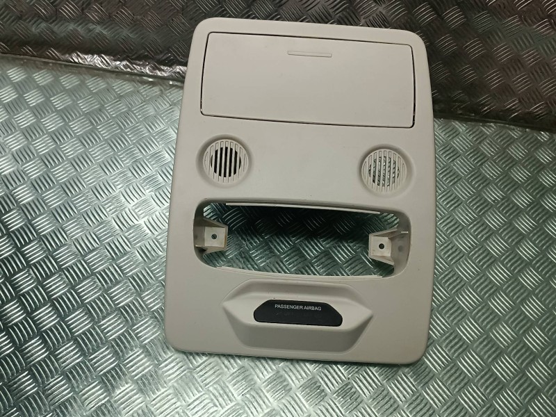 Recambio de luz interior para ford ecosport (cr6) referencia OEM IAM GN15A519A58C  CONSOLA SUPERIOR