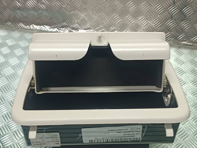 Recambio de luz interior para ford ecosport (cr6) referencia OEM IAM GN15A519A58C  CONSOLA SUPERIOR