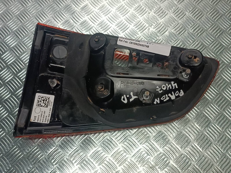 Recambio de piloto trasero derecho interior para ford ecosport (cr6) referencia OEM IAM CN15N224A37AB CN1513A602CC 