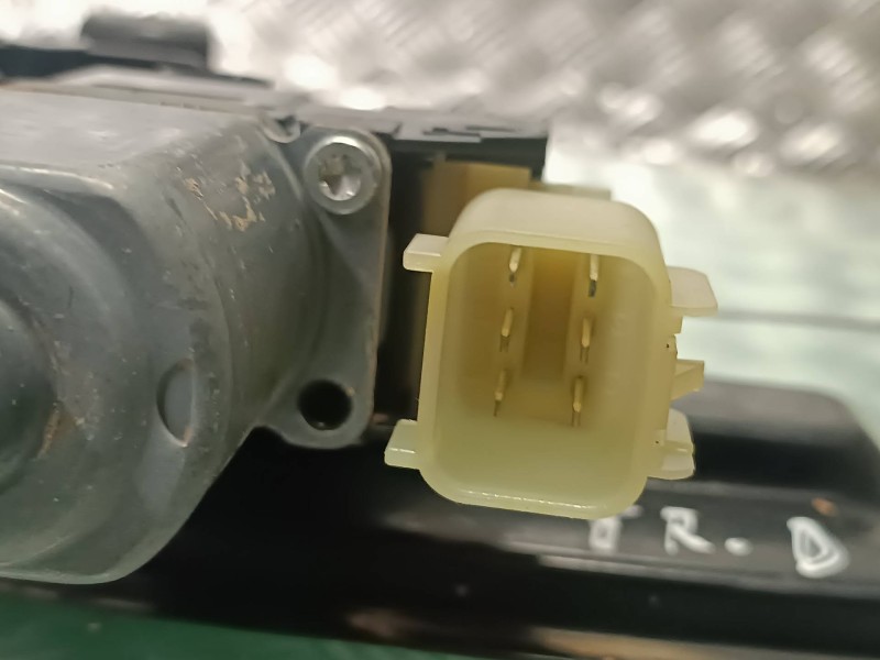 Recambio de elevalunas trasero derecho para ford ecosport (cr6) referencia OEM IAM GN15A27000EB FOMOCO ELECTRICO