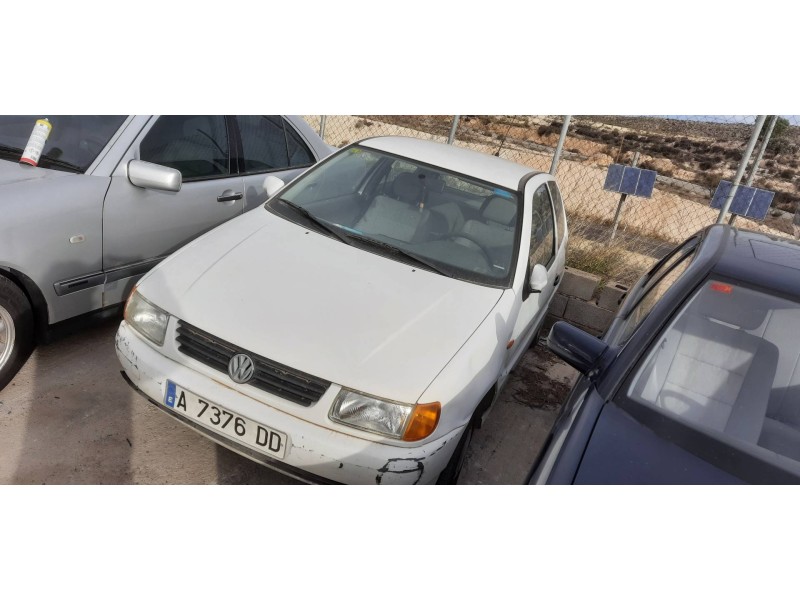 volkswagen polo berlina (6n1) del año 1997