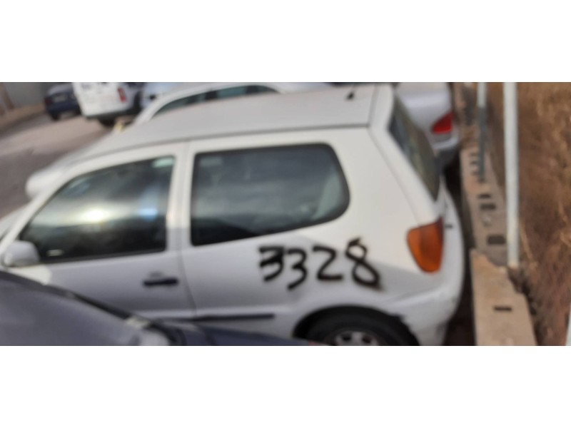 volkswagen polo berlina (6n1) del año 1997